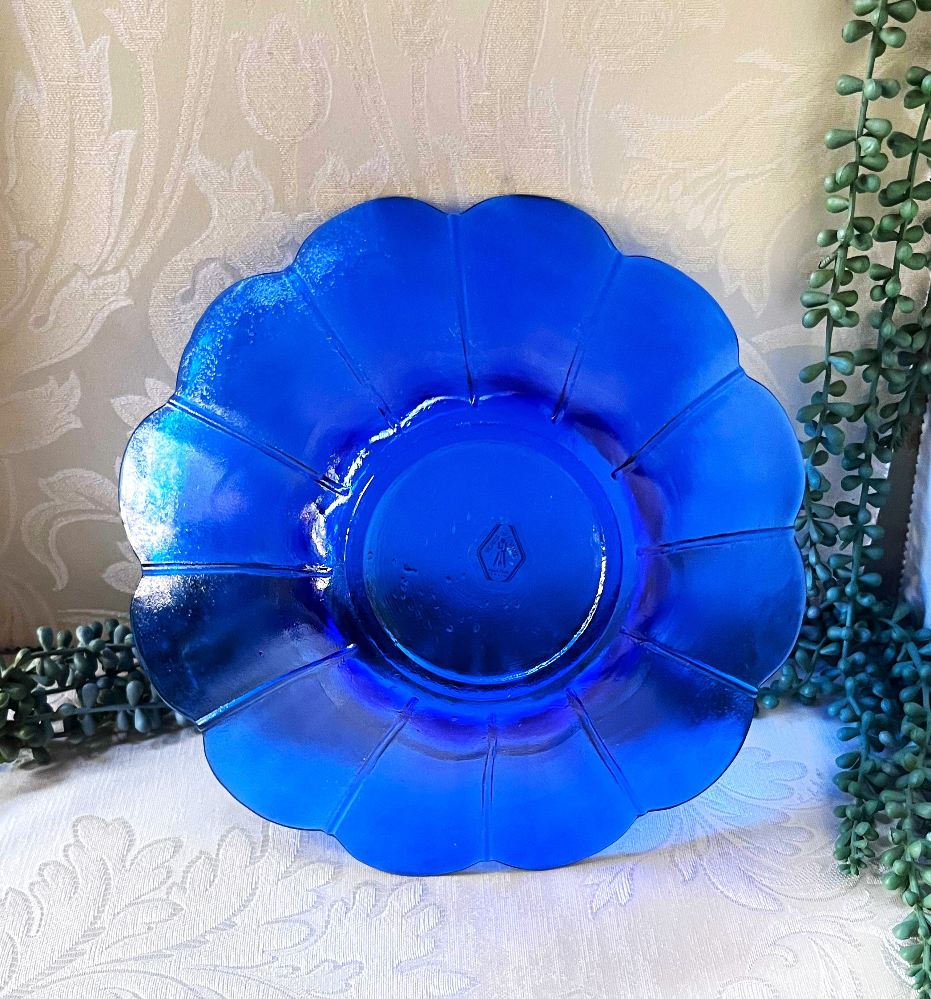 Coloured Glass: Vidrios de Levante Cobalt Blue Scalloped Bowl, Floral Design
