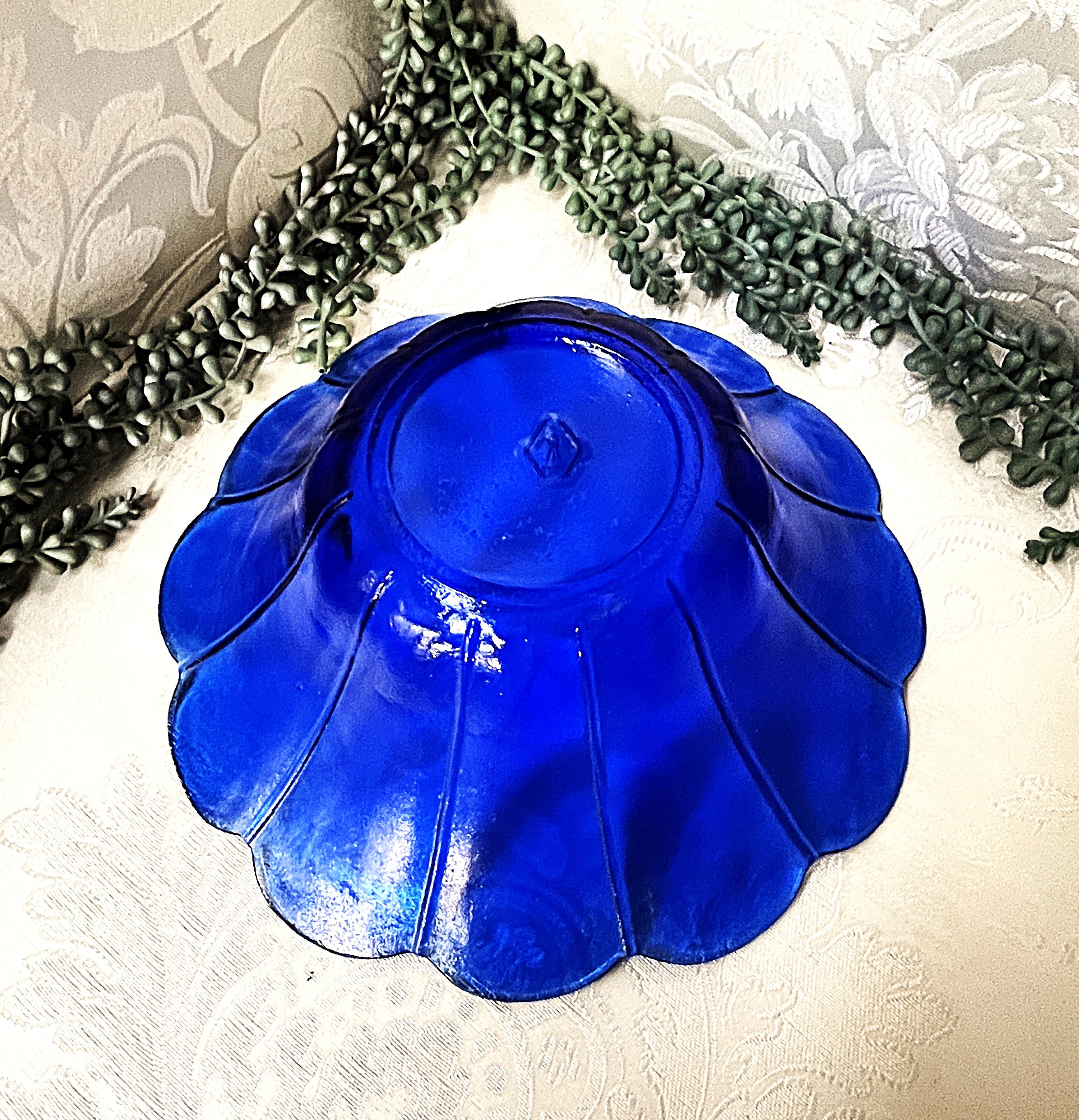 Coloured Glass: Vidrios de Levante Cobalt Blue Scalloped Bowl, Floral Design