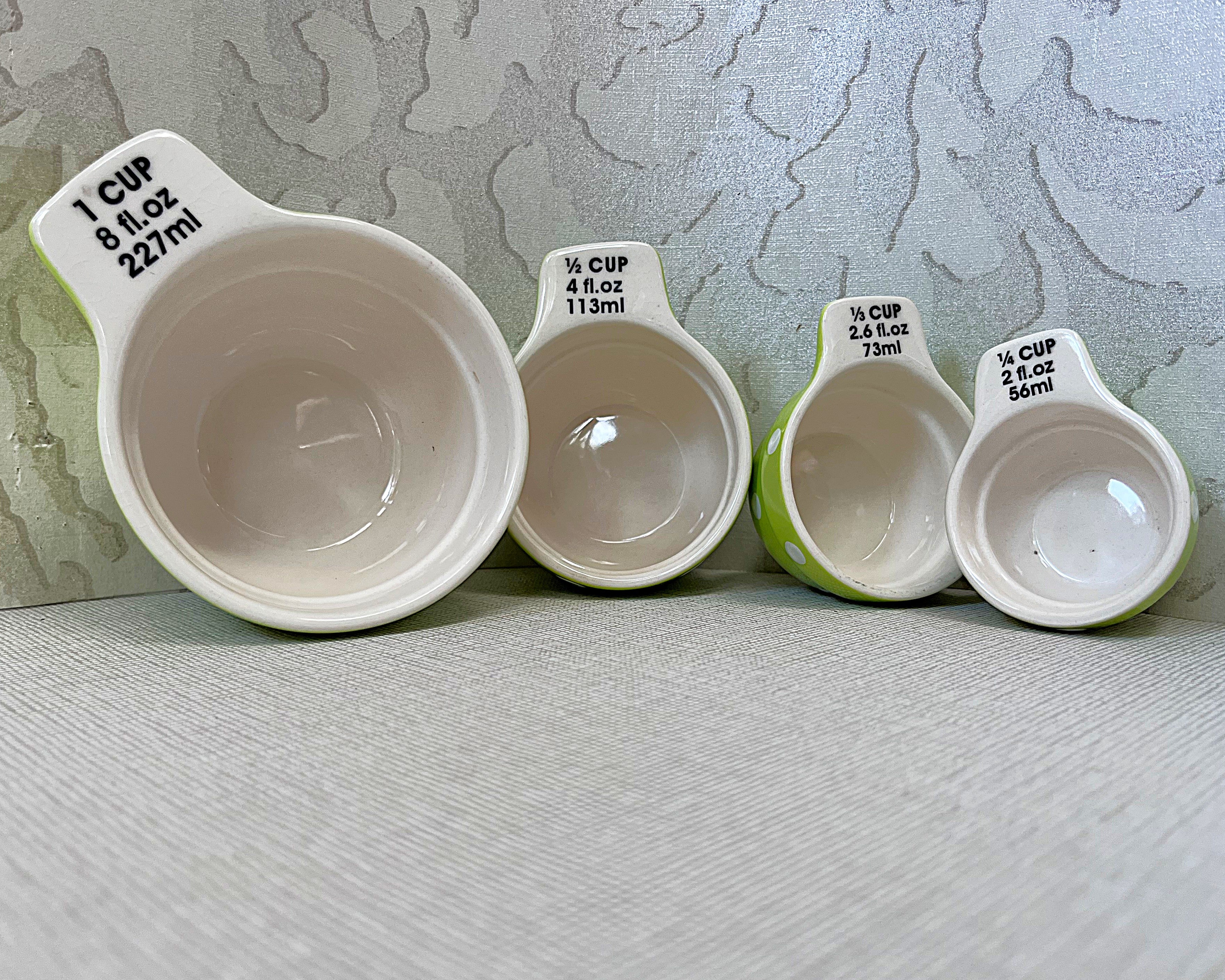 Measuring: Measuring Cup Set, Lime Green Polka Dots, Spode
