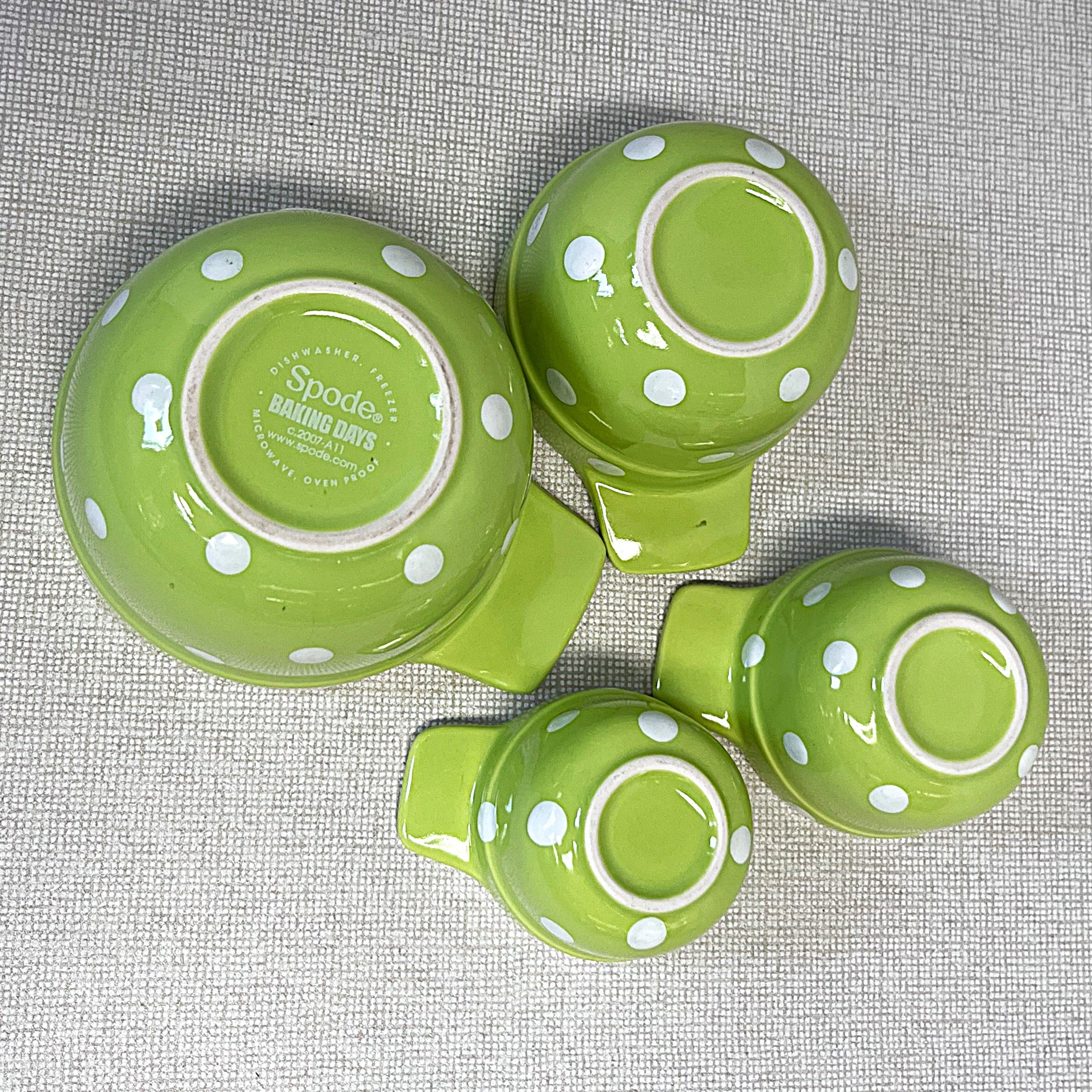 Measuring: Measuring Cup Set, Lime Green Polka Dots, Spode