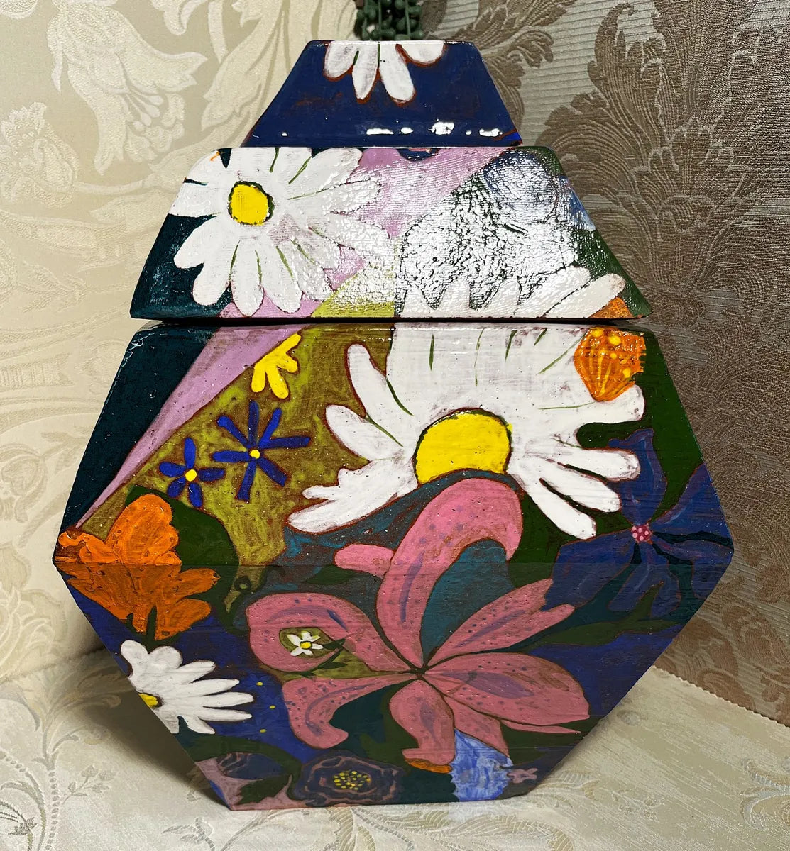 Studio Pottery: Handcrafted Studio Pottery Jar