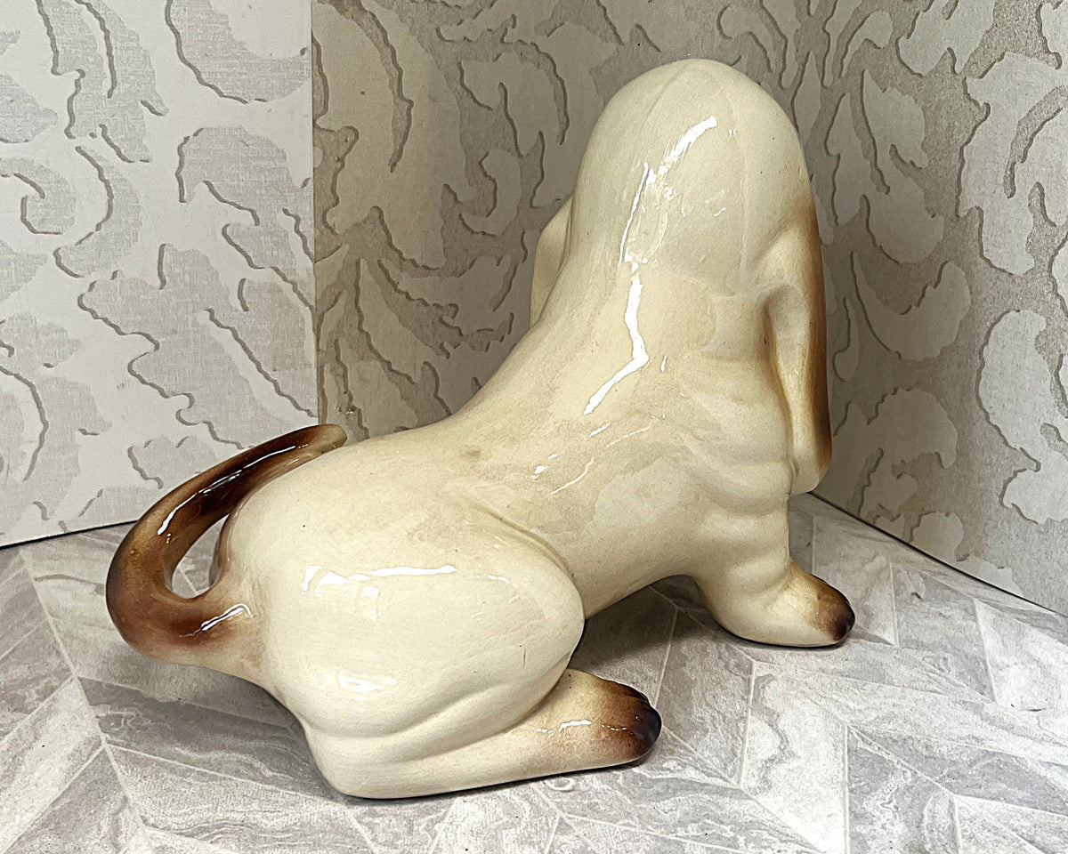 Animal Décor: SylvaC Basset Hound Ceramic Figurine