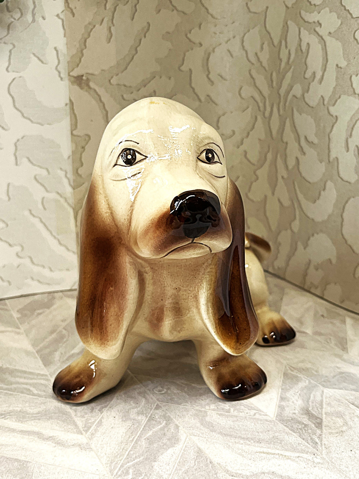 Animal Décor: SylvaC Basset Hound Ceramic Figurine