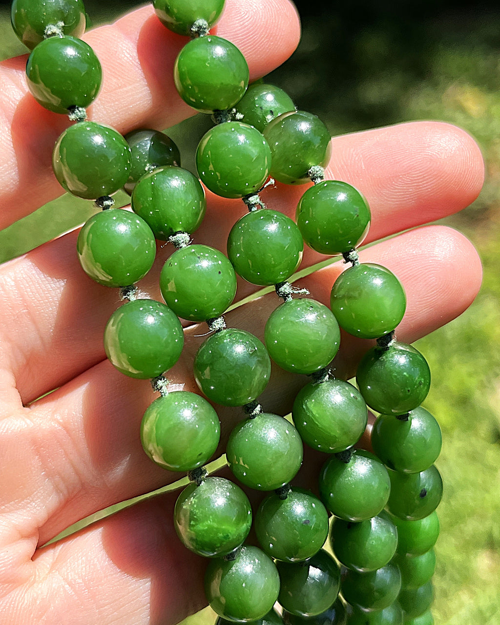 Jewellery: Translucent Deep Spinach Green Nephrite Jade Hand-Knotted 90cm Continuous Opera Strand