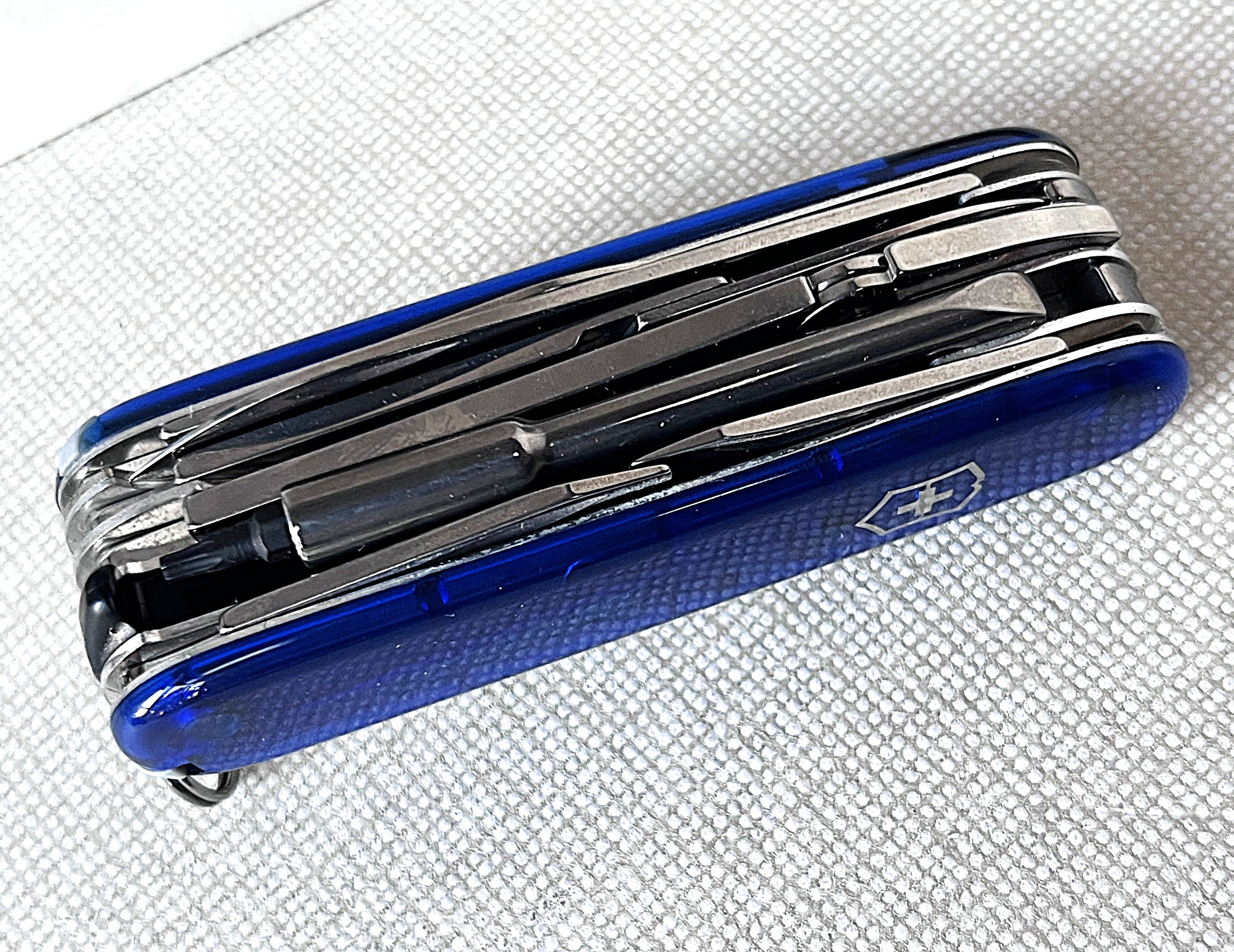 Men: Victorinox Cybertool In Sapphire Blue