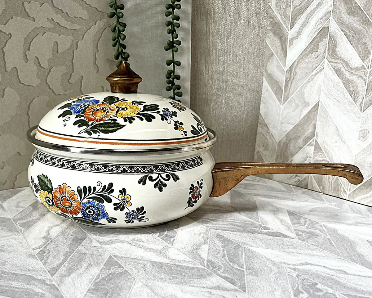 Enamel: ASTA "Old Amsterdam” Enamel Saucepan