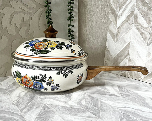 Enamel: ASTA "Old Amsterdam” Enamel Saucepan