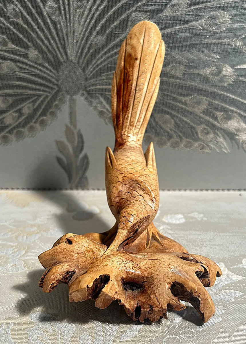 Wood Décor: Shorebird On Organic Burl Wood Base