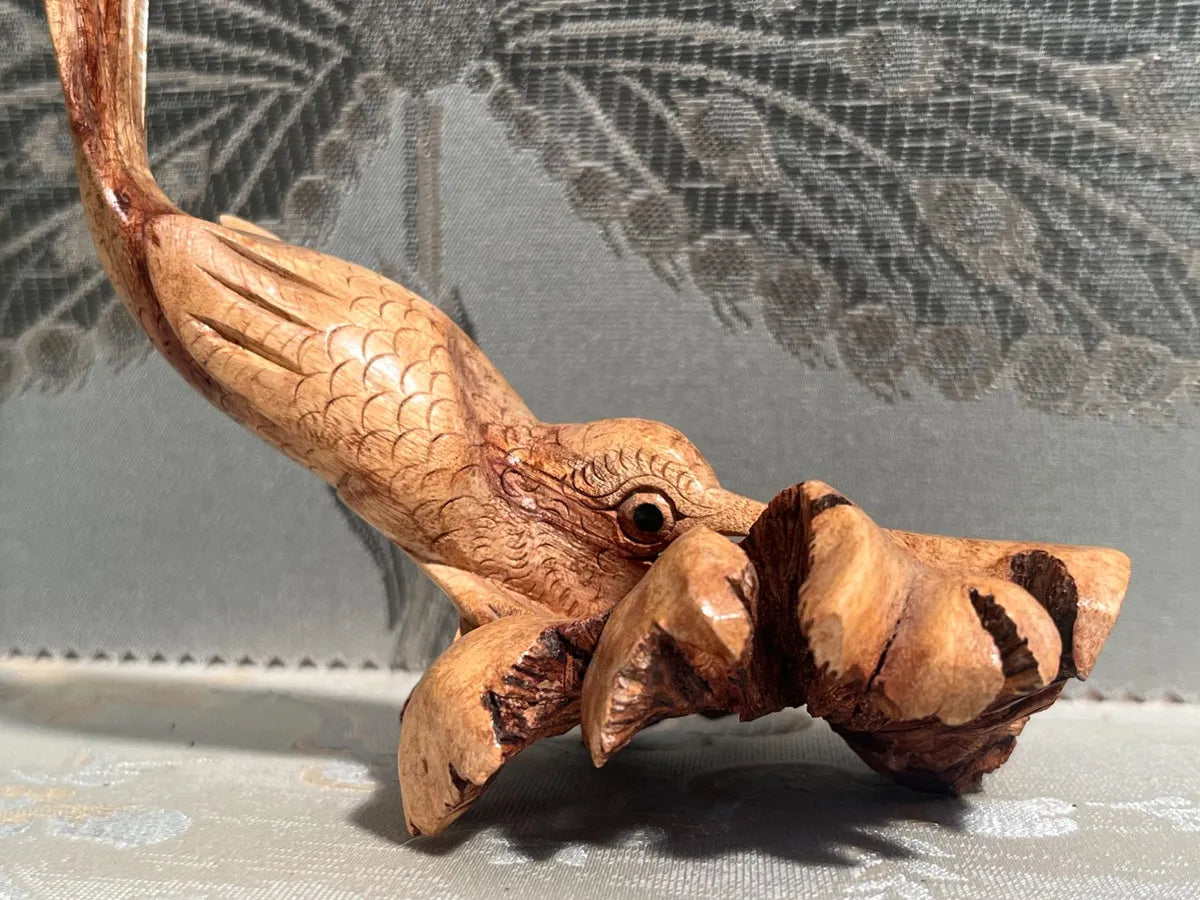 Wood Décor: Shorebird On Organic Burl Wood Base