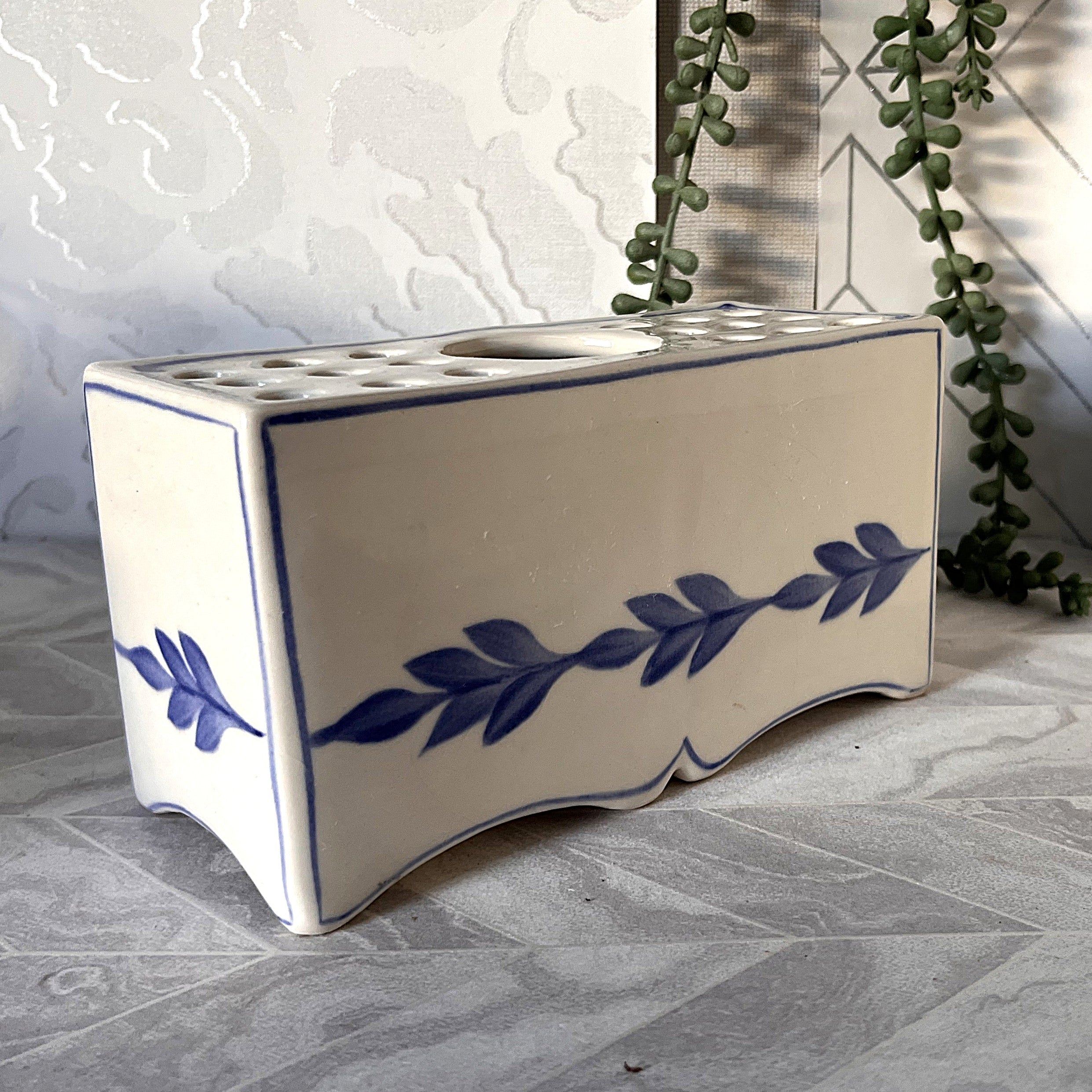 T.W. Pottery: Flower Brick Rectangular Blue White