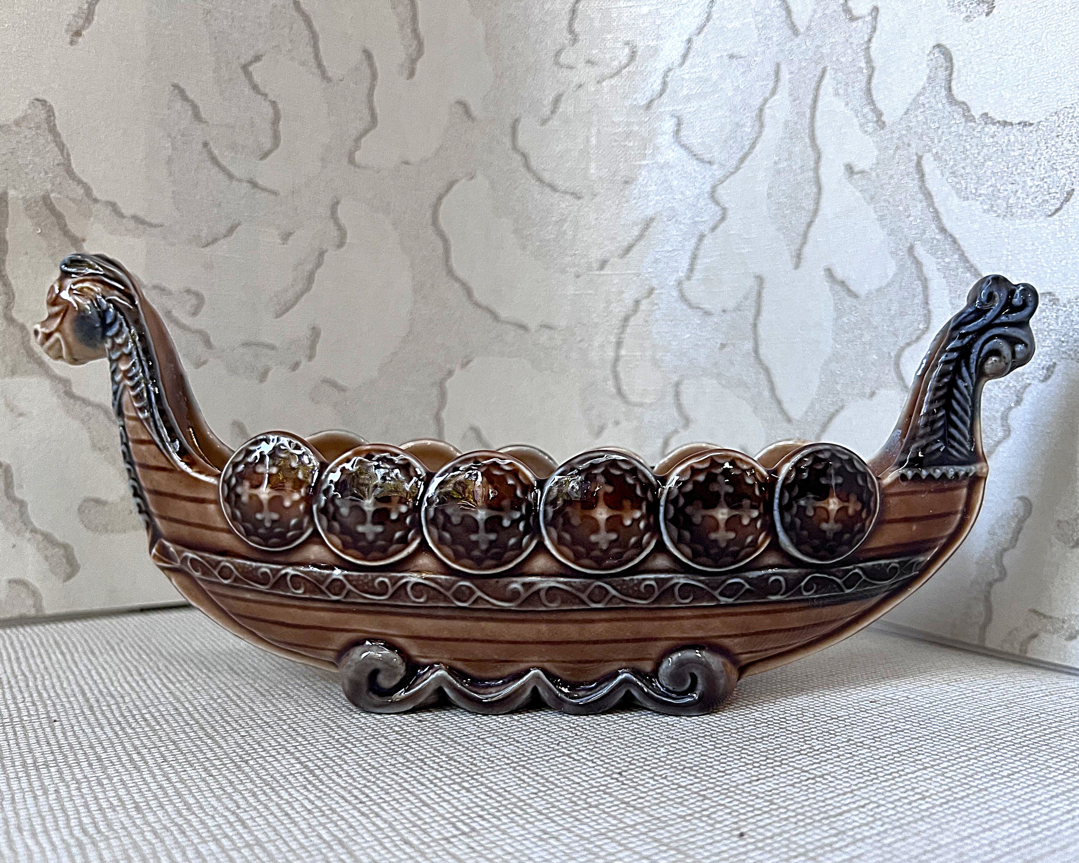 Mantel Vases: Wade Porcelain Viking Longboat Mantel Vase