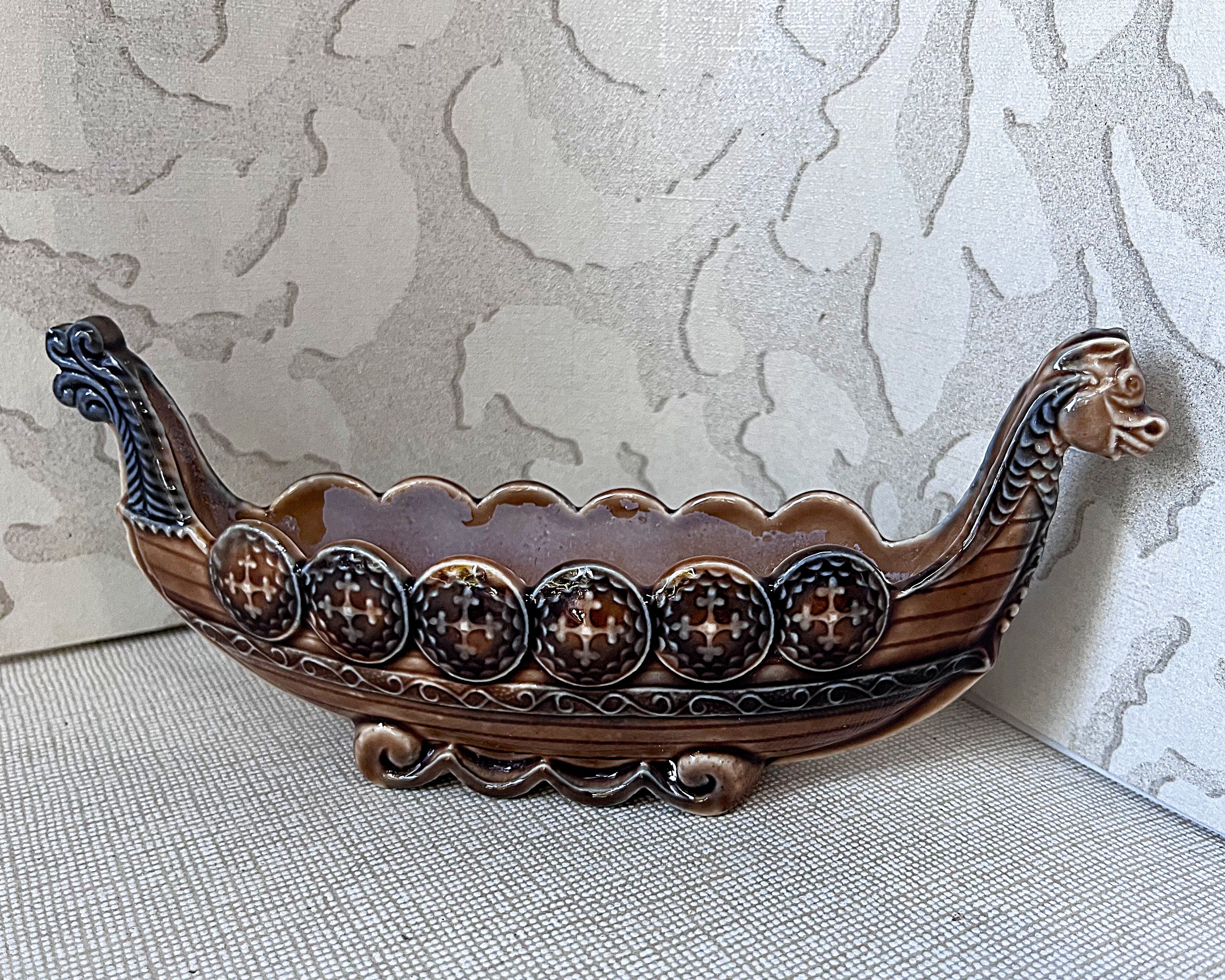 Mantel Vases: Wade Porcelain Viking Longboat Mantel Vase
