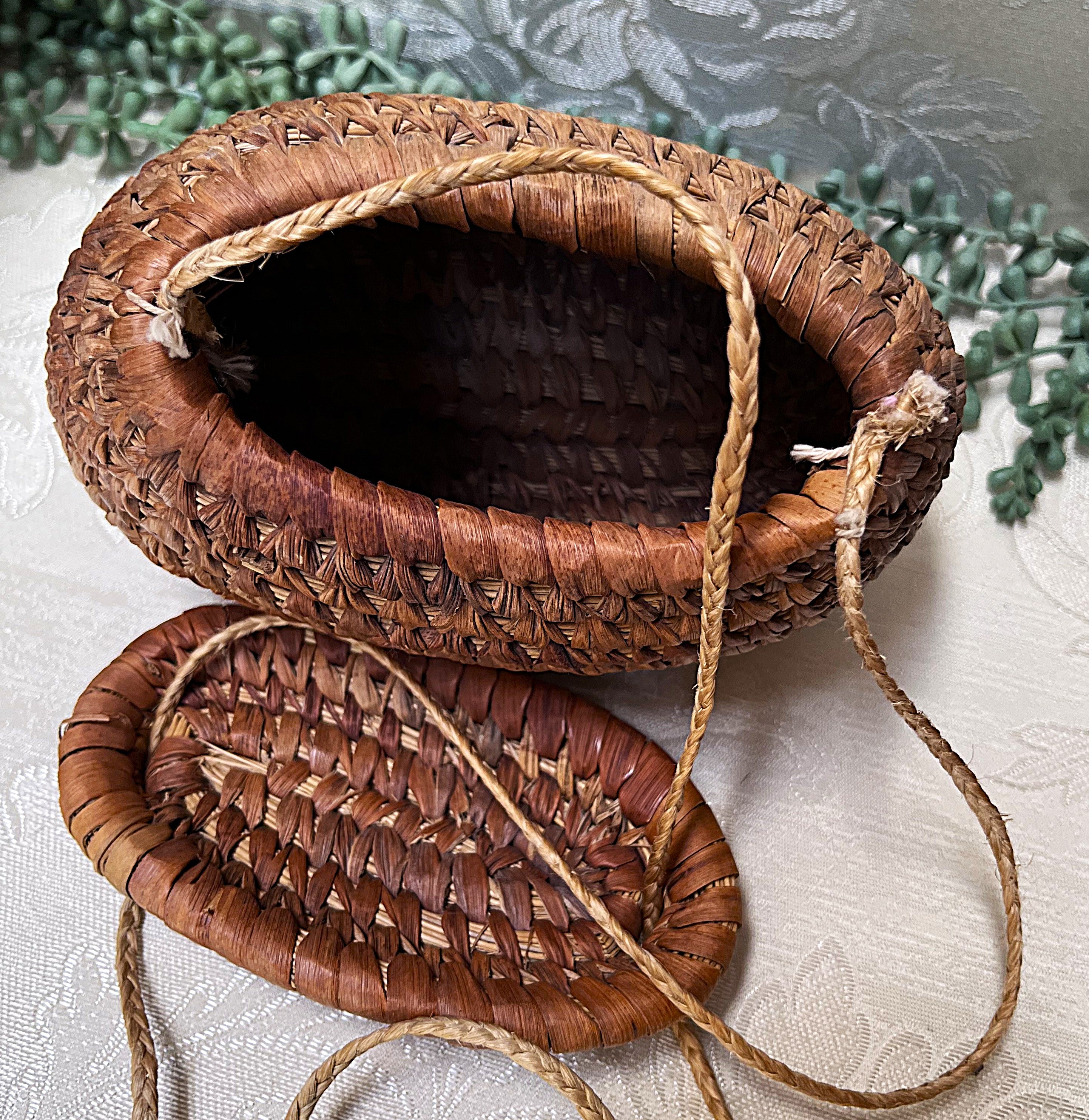 Basketry: Pine Needle, Native American